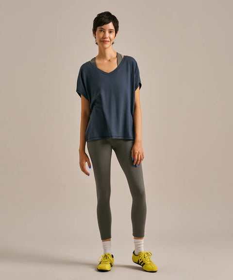 Organic Relaxed V-neck T-shirt: Womens