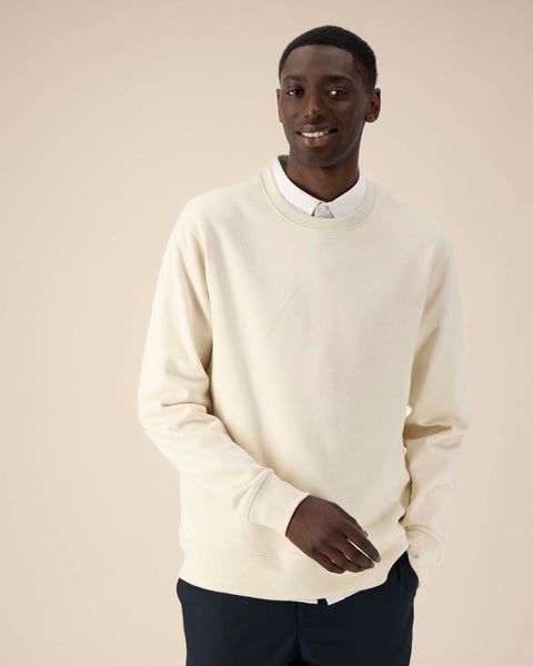 Size: Model is 189cm and wears L