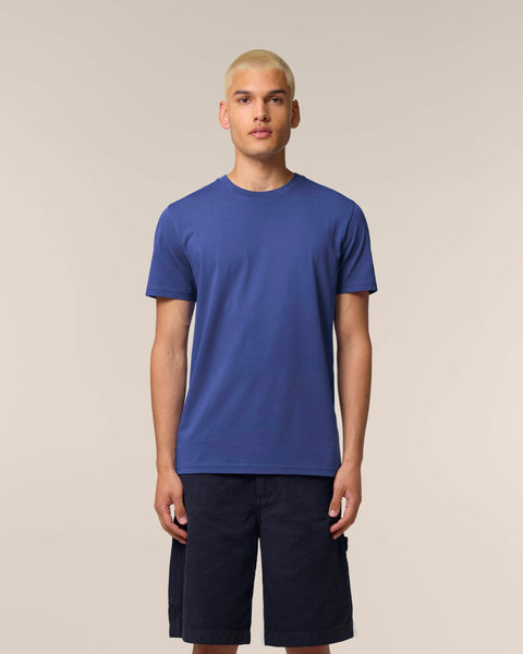 Size: Model is 185cm and wears M